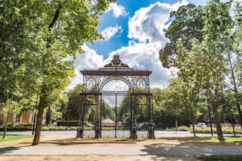 Апартаменты Heidsieck Реймс Экстерьер фото
